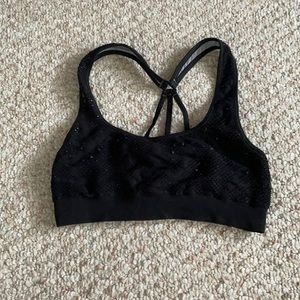 Women’s sports bra